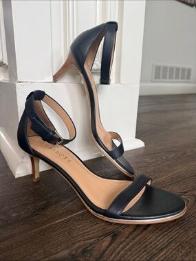 Talbots Black with Gold Leather Ankle-Strap Kitten Heel Sandals 8